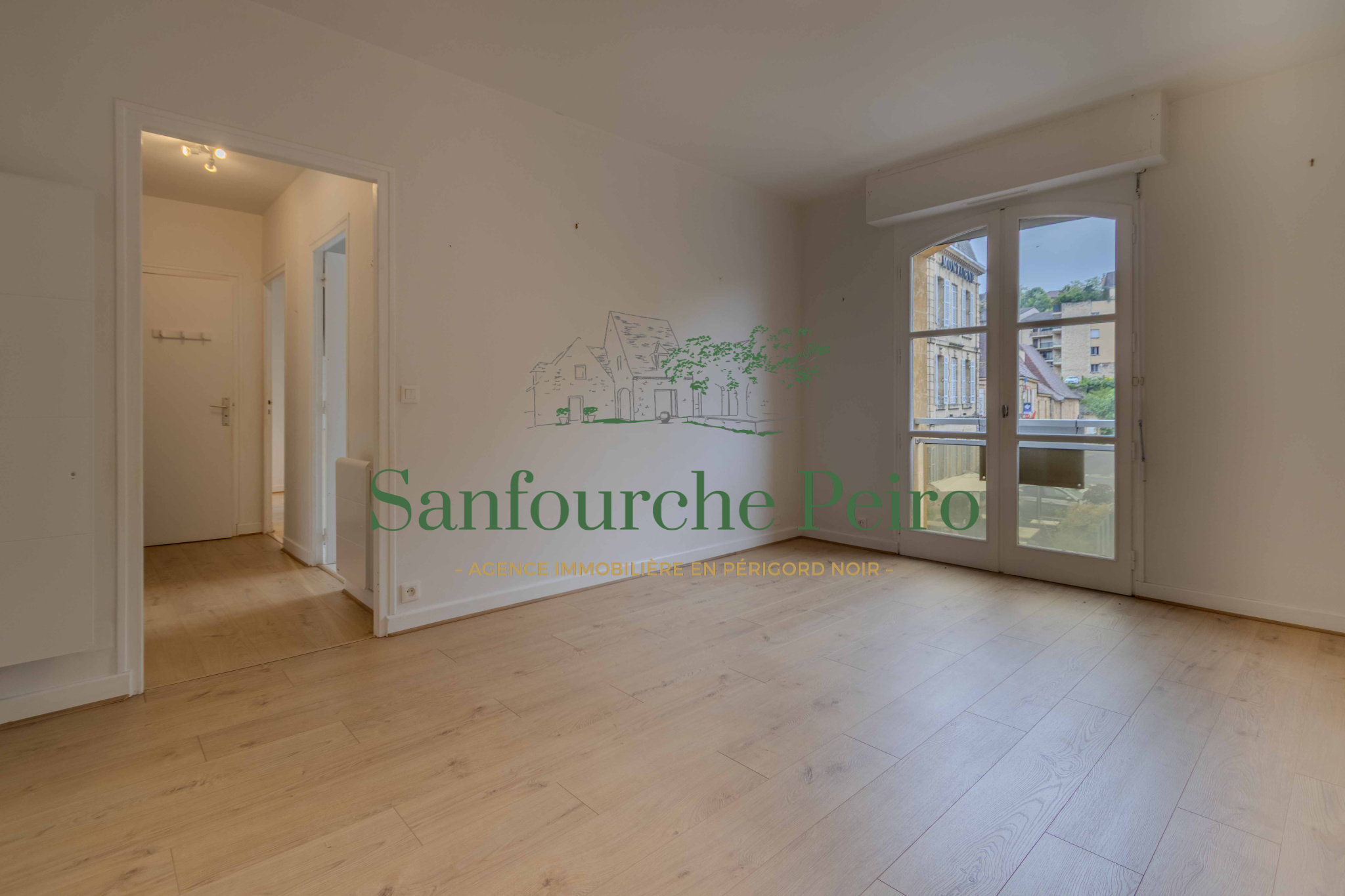 Appartement à vendre à Sarlat la caneda, 42,39 m², 2 pièces – photo 1 sur 10