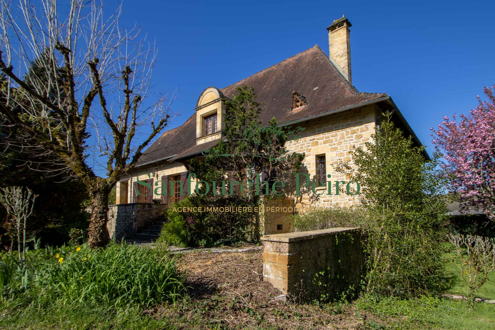Maison à vendre à St julien de lampon, 165,02 m², 7 pièces – photo 1 sur 35