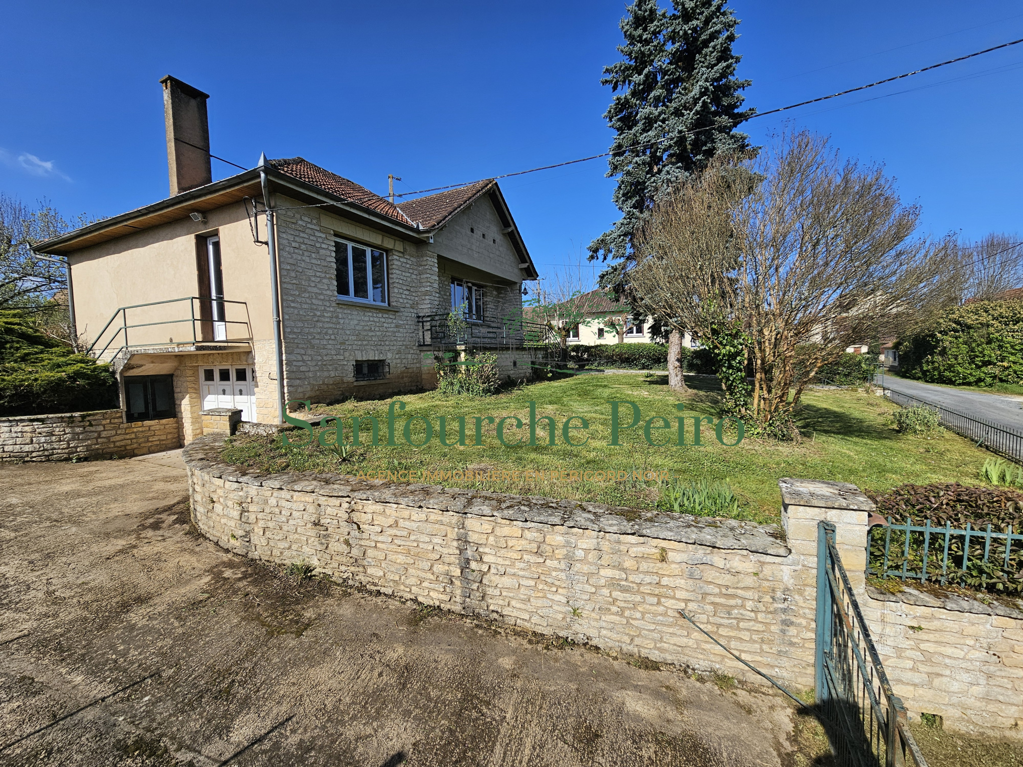 Maison à vendre à Sarlat la caneda, 77,15 m², 5 pièces – photo 2 sur 20